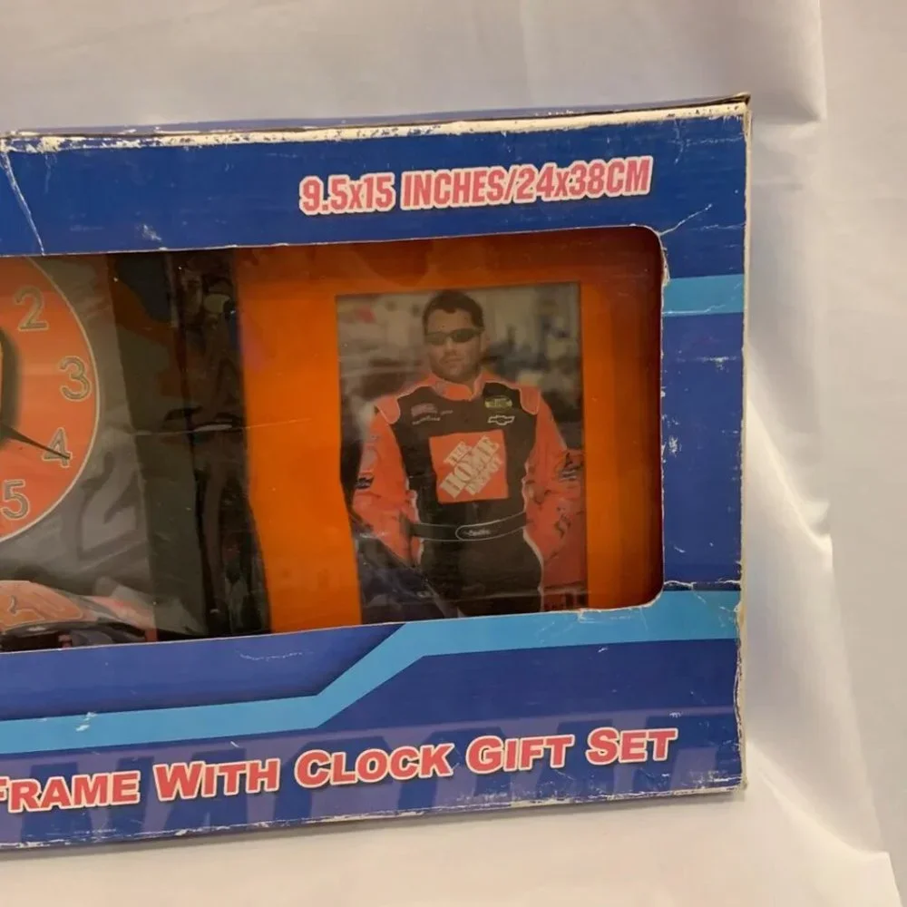 NASCAR #20 Tony Stewart Picture Frame & Clock Gift Set 9.5